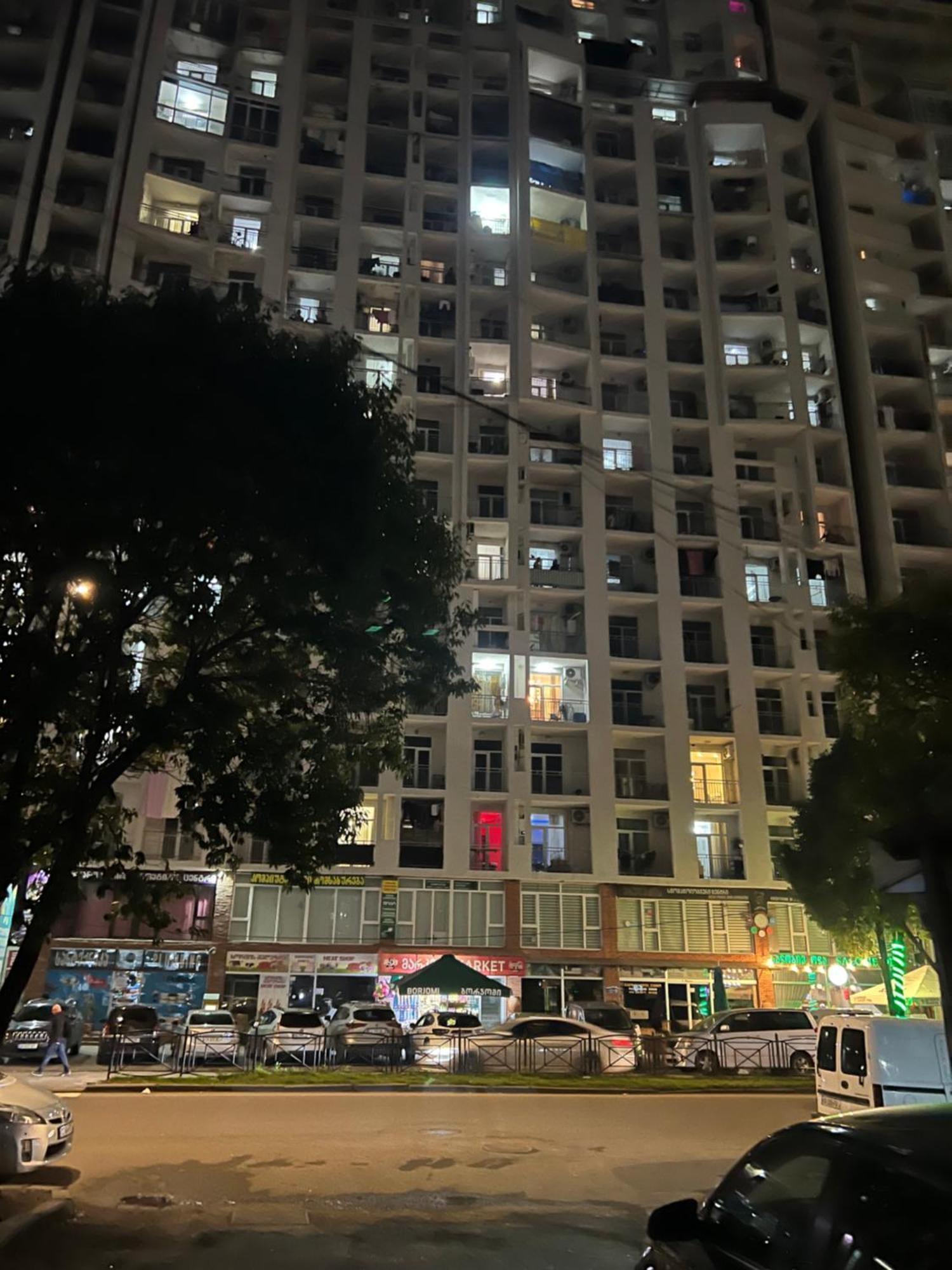 Hotel Paris Batumi Bagian luar foto